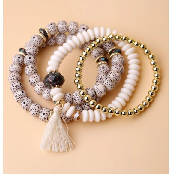 3 for $35 /4 piece bracelet with fringe bead. - Picture 2 of 3